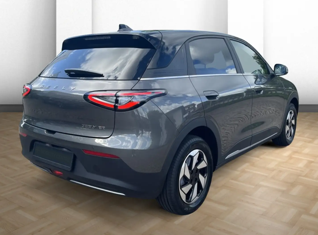 Geely E2 ULTRA 47kWh 360&deg; SHZ LHZ E-KLAPPE CARPLAY KESSY 16" 
