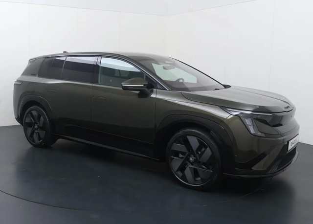 Skoda Peaq 90 SPRTLN HuD 360&deg; PANO AHK MAXX-PKT 21" WRMPMP 