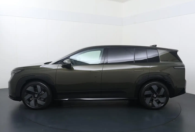 Skoda Peaq 90 SPRTLN HuD 360&deg; PANO AHK MAXX-PKT 21" WRMPMP 