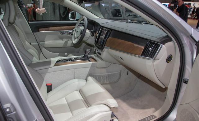 Volvo V90