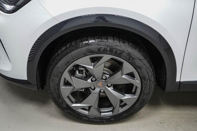 Cupra Formentor 1,5 eTSI DSG 