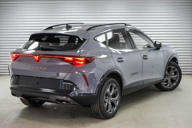 Cupra Formentor 1,5 eTSI DSG 