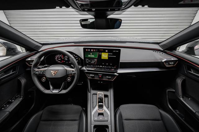 Cupra Formentor 1,5 eTSI DSG 