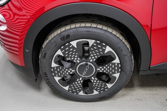 Fiat 600 1,2 eHybrid AT La Prima 