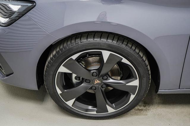 Cupra Leon Sportstourer ST 1,5 eTSI DSG 