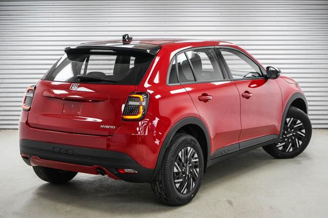 Fiat 600 1,2 MHEV DCT 48V 