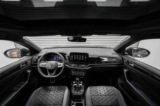 Volkswagen T-Roc 1,5 TSI DSG R-Line 