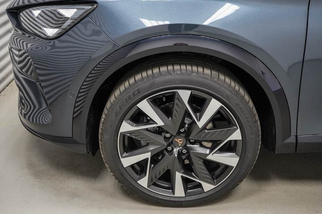 Cupra Formentor 1,5 eTSI DSG 