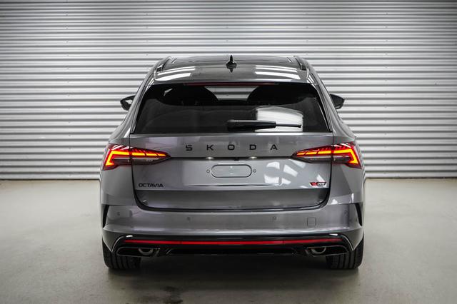 Skoda Octavia Combi 2,0 TSI DSG RS 