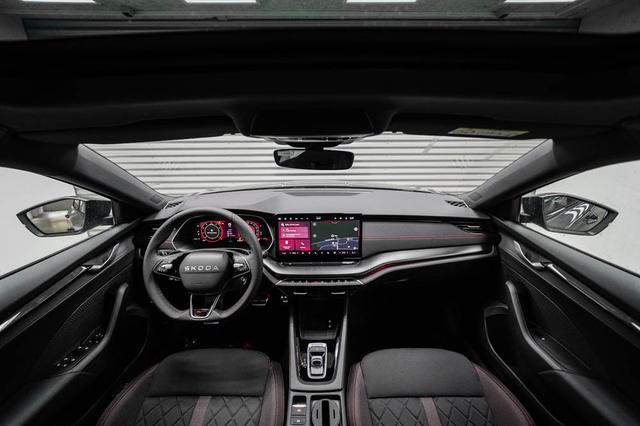 Skoda Octavia Combi 2,0 TSI DSG RS 