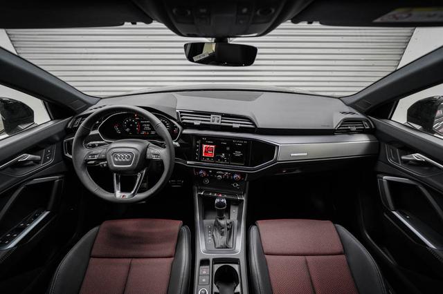 Audi Q3 40 TFSI quattro s-tronic S-Line 