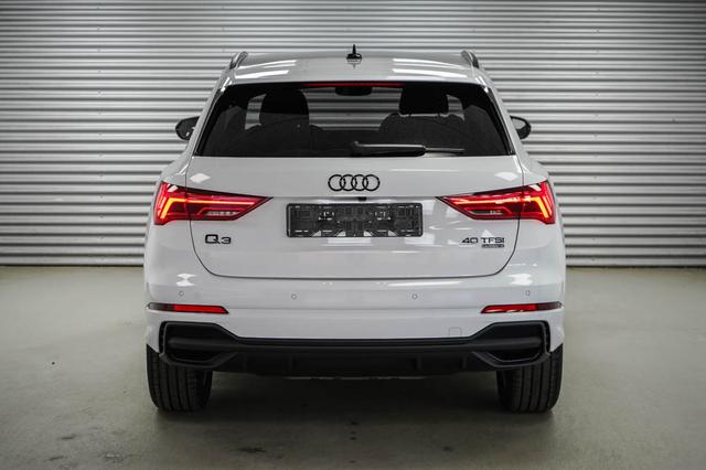 Audi Q3 40 TFSI quattro s-tronic S-Line 