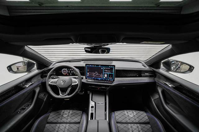 Volkswagen Passat Variant 2,0 TDI DSG 4x4 R-Line 