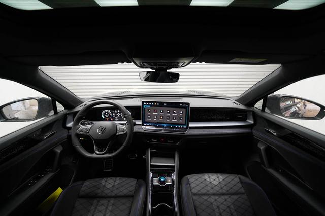 Volkswagen Tayron 2,0 TDI DSG 4Motion R-Line 