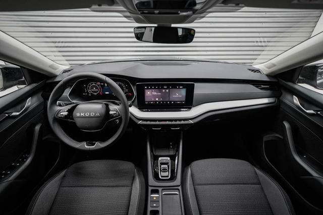 Skoda Octavia Combi 1,5 TSI DSG mHEV Selection 