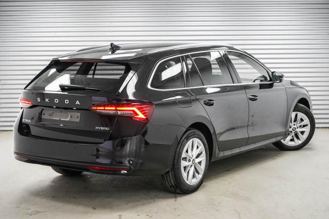 Skoda Octavia Combi 1,5 eTSI DSG Selection 