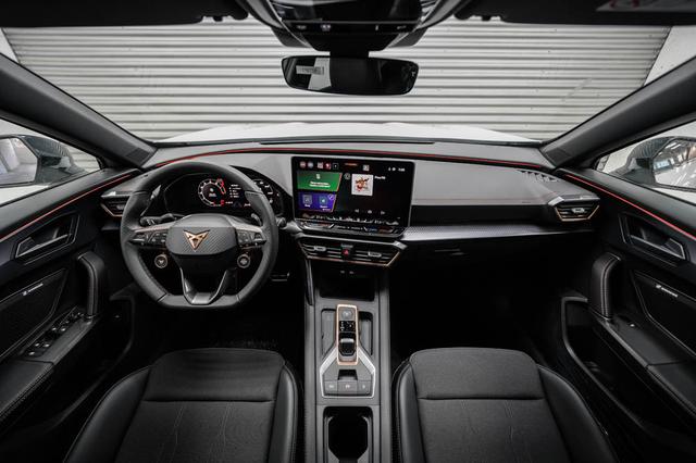 Cupra Formentor 1,5 eTSI DSG 