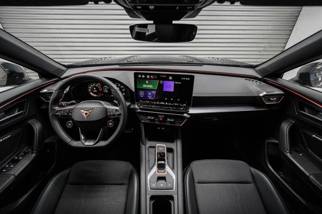 Cupra Formentor 1,5 eTSI DSG 