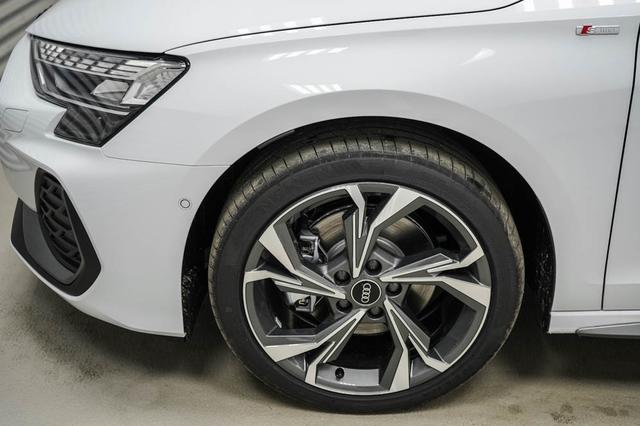 Audi A3 Sportback S-Line 40 TFSI S-tronic quattro 