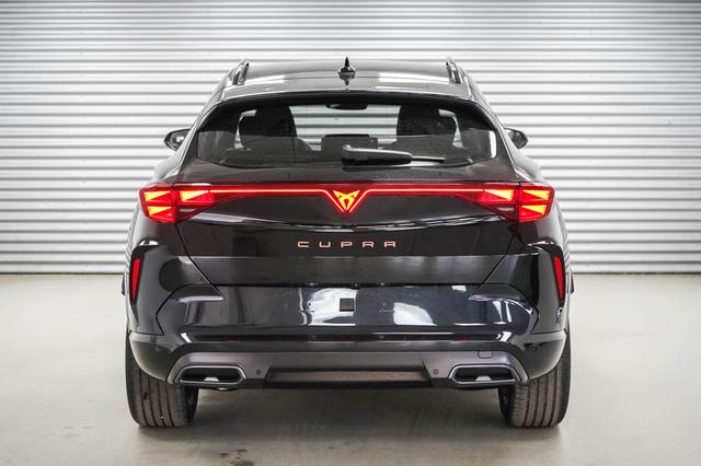 Cupra Formentor 1,5 eTSI DSG 