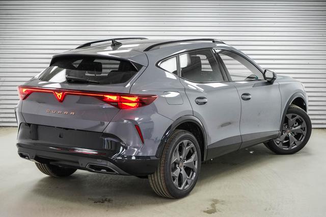 Cupra Formentor 1,5 eTSI DSG 