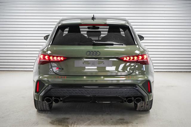 Audi S3 Sportback 2,0 TFSI quattro S-tronic 