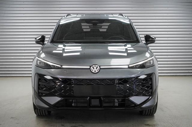 Volkswagen T-Roc R-Line 1,5 eTSI DSG neues Modell 