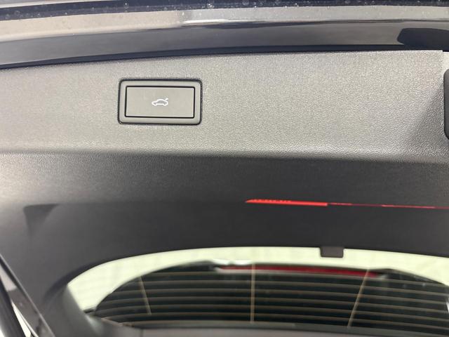 Volkswagen Tiguan R-Line Edition 2.0 TDI 4Motion 193PS/142kW DSG7 2026 +AHK+PANO+20"ALU+El. Heckklappe+Black Style+Assist Paket 