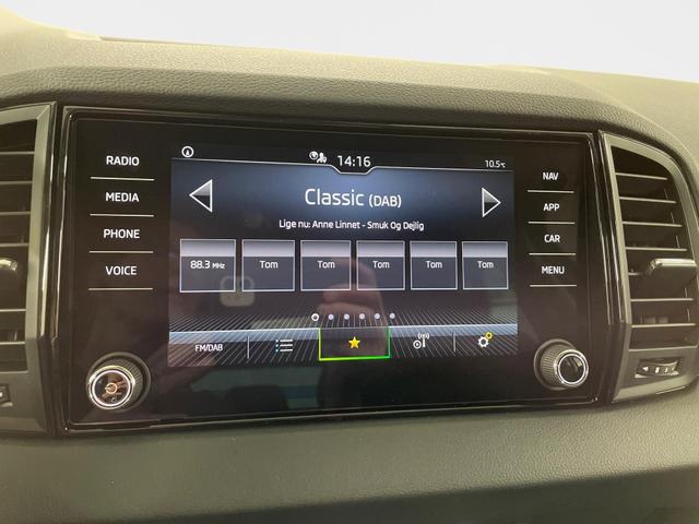 Skoda Karoq Selection 1.5 TSI DSG 150PS/110kW 2026 +AHK +18"ALU +KESSY +BHZ. Lenkrad 