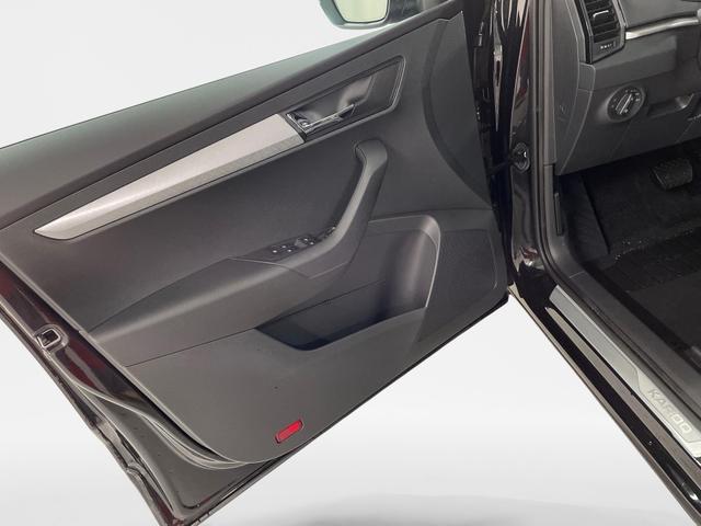 Skoda Karoq Selection 1.5 TSI DSG 150PS/110kW 2026 +AHK +18"ALU +KESSY +BHZ. Lenkrad 