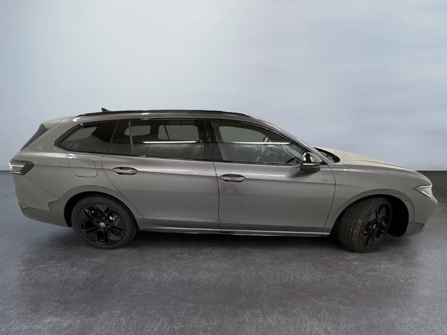 Volkswagen Passat Variant R-Line 2.0 TSI 4Motion 265PS/195kW DSG7 2026 +AHK+PANO++BLACK+360+TRAVEL ASSIST 