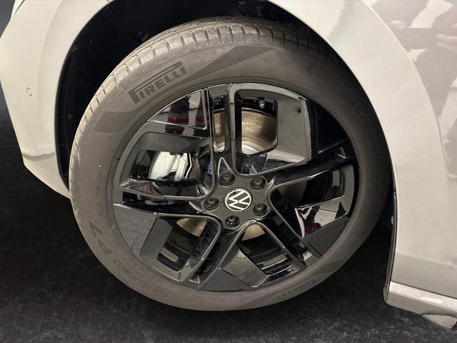 Volkswagen Passat Variant R-Line 2.0 TSI 4Motion 265PS/195kW DSG7 2026 +AHK+PANO++BLACK+360+TRAVEL ASSIST 