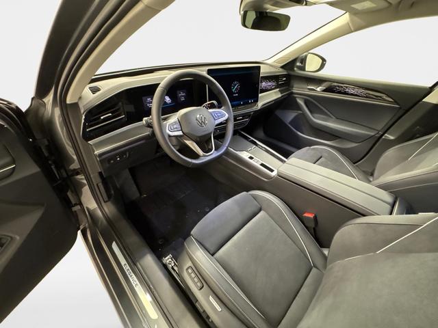 Volkswagen Passat Variant Elegance 2.0 TDI EVO SCR 150PS/110kW DSG7 2026 +AHK+AKUSTIK 