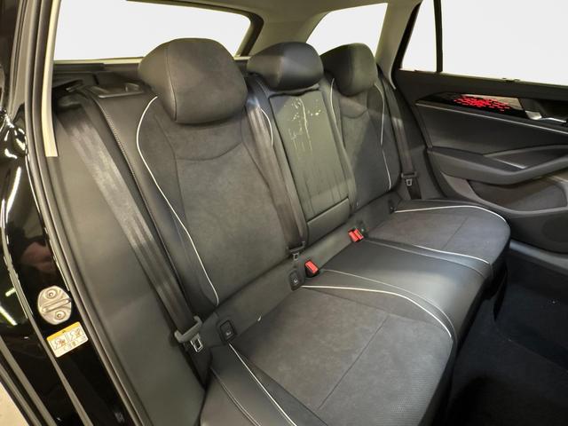 Volkswagen Passat Variant Elegance 2.0 TDI EVO SCR 150PS/110kW DSG7 2026 +360+TRAVEL ASSIST+AHK+AKUSTIK 