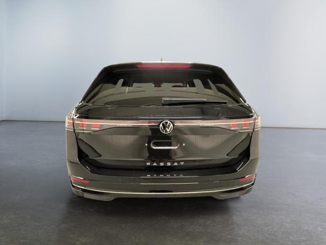 Volkswagen Passat Variant Elegance 2.0 TDI EVO SCR 150PS/110kW DSG7 2026 +AHK +360 +TRAVEL ASSIST +AKUSTIK 