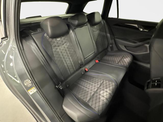 Volkswagen Passat Variant R-Line 2.0 TDI SCR 4Motion 193PS/142kW DSG7 2026 +PANO+AHK+360+BLACK-STYLE 