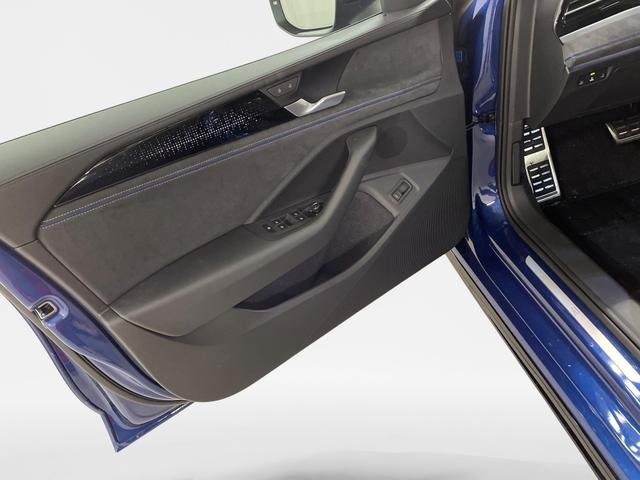 Volkswagen Passat Variant R-Line 2.0 TDI SCR 4Motion 193PS/142kW DSG7 2026 | +AHK +PANO +Black Style +19" Schwarz LM +NAVI +RFK +TravelAssist 