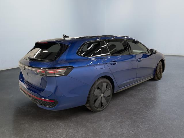 Volkswagen Passat Variant R-Line 2.0 TDI SCR 4Motion 193PS/142kW DSG7 2026 | +AHK +PANO +Black Style +19" Schwarz LM +NAVI +RFK +TravelAssist 