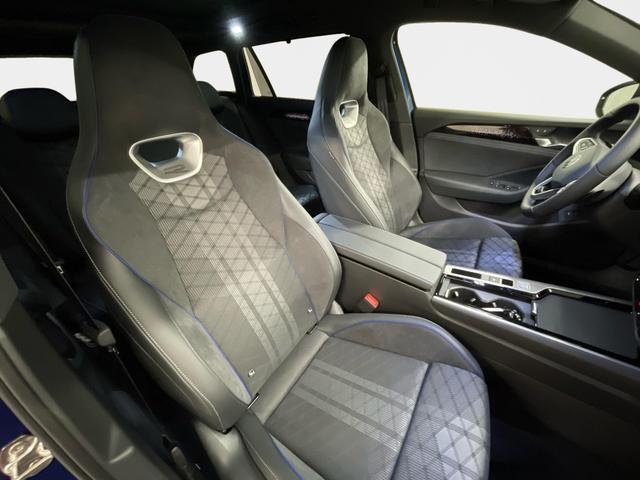 Volkswagen Passat Variant R-Line 2.0 TDI SCR 4Motion 193PS/142kW DSG7 2026 | +AHK +PANO +Black Style +19" Schwarz LM +NAVI +RFK +TravelAssist 