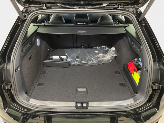 Volkswagen Passat Variant R-Line 2.0 TDI SCR 4Motion 193PS/142kW DSG7 2026 +AHK+360 