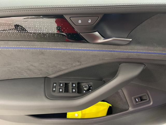 Volkswagen Passat Variant R-Line Signatur Paket 2.0 TDI SCR 4Motion 193PS/142kW DSG7 2026 | +PANO +360 +H&K +DCC PRO +STHZ 