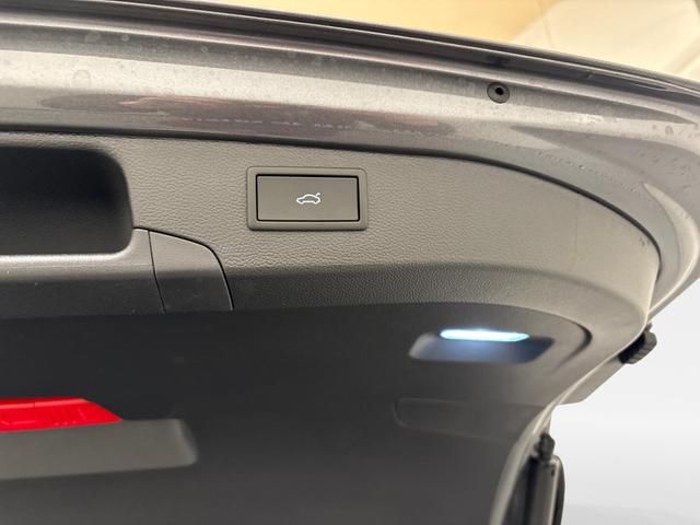 Volkswagen Passat Variant Elegance 2.0 TDI 150PS 110kW EVO SCR DSG7 2026 +AHK+AKUSTIK+360+TRAVEL ASSIST 