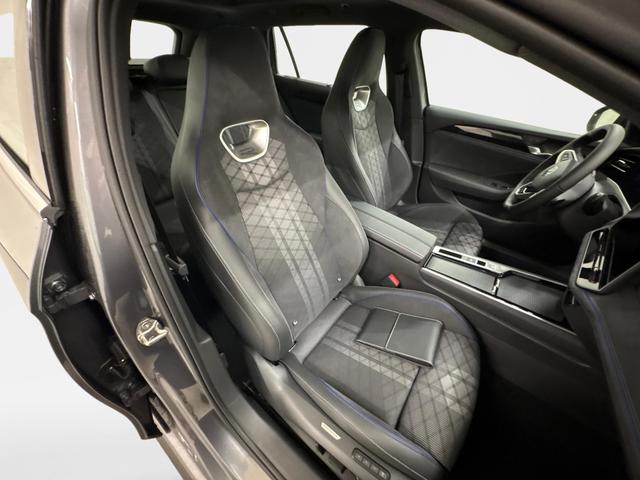 Passat Variant R-Line Reserviert 2.0 TDI SCR 4Motion 193PS/142kW DSG7 2026 +AHK +360 +PANO +HuD 