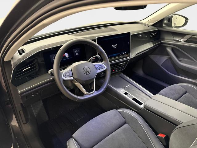 Volkswagen Passat Variant Business 2.0 TDI EVO SCR 150PS/110kW DSG7 2026 +AHK+AKUSTIK 