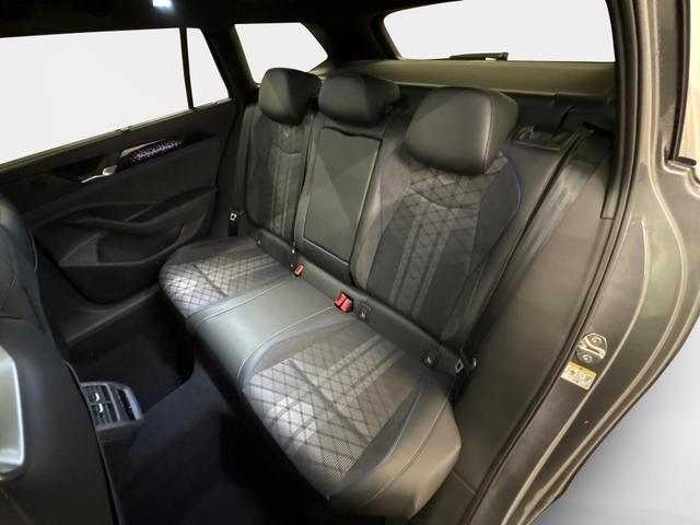 Volkswagen Passat Variant R-Line 2.0 TSI 4Motion 265PS/195kW DSG7 2026 +AHK+PANO+BLACK+360+TRAVEL ASSIST 