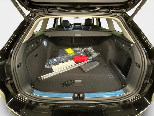 Volkswagen Passat Variant Elegance 2.0 TDI EVO SCR 150PS/110kW DSG7 2026 +AHK +360 +TRAVEL ASSIST +AKUSTIK 