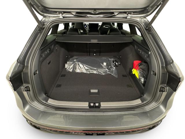 Volkswagen Passat Variant R-Line 2.0 TDI SCR 4Motion 193PS/142kW DSG7 2026 +PANO+AHK+360+BLACK-STYLE 