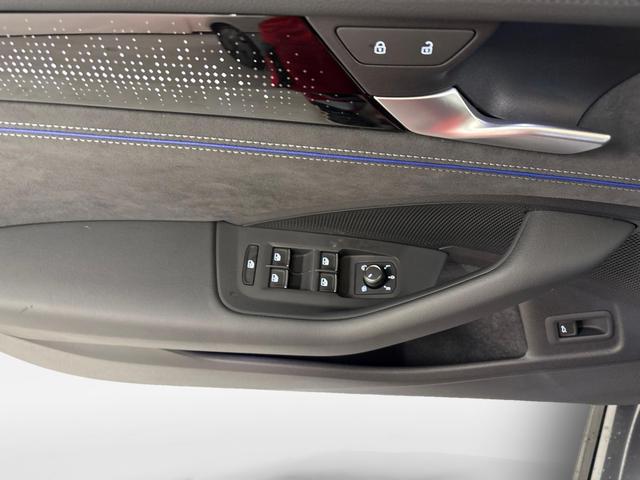 Volkswagen Passat Variant R-Line 2.0 TDI SCR 4Motion 193PS/142kW DSG7 2026 | +AHK +PANO +Black Style +19" Schwarz LM +NAVI +RFK +TravelAssist 