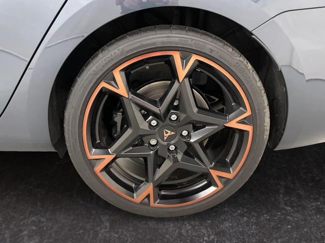 Cupra Leon Sportstourer VZ 2.0 TSI 333PS/245kW 4x4 DSG7 2026 | +AHK +NAVI +Matrix +Immersive +5J Erw. Garantie 