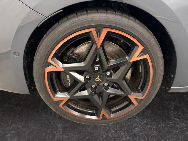 Cupra Leon Sportstourer VZ 2.0 TSI 333PS/245kW 4x4 DSG7 2026 | +AHK +PANO +NAVI +Matrix +Immersive +5J Erw. Garantie 